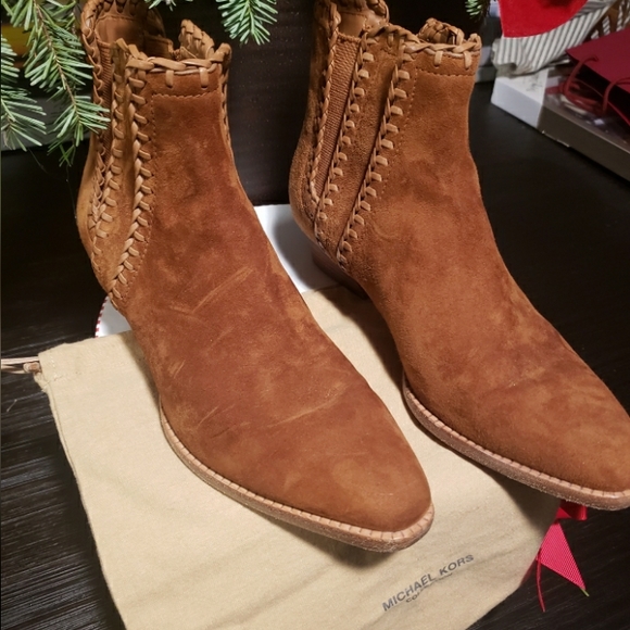 MICHAEL KORS COLLECTION LEATHER & SUEDE BOOTIES | SIZE 36 |LIKE NEW - Picture 3 of 10